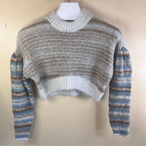 Urban Outfitters Retro Vibe Size Small Womens Cropped Sweater Statement Sleeves - Picture 3 of 8